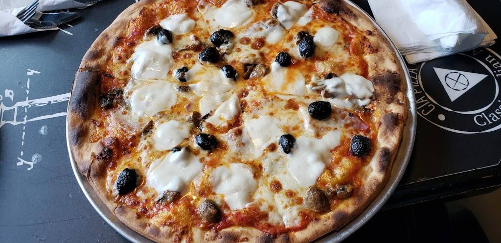 Classic Italian aroma | restaurant | 12774 Peel Regional Rd 50, Bolton, ON L7E 4G1, Canada | 9059513334 OR +1 905-951-3334