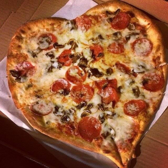 Hanks West Pizza | restaurant | 16395 Beach Blvd, Huntington Beach, CA 92647, USA | 7148414795 OR +1 714-841-4795