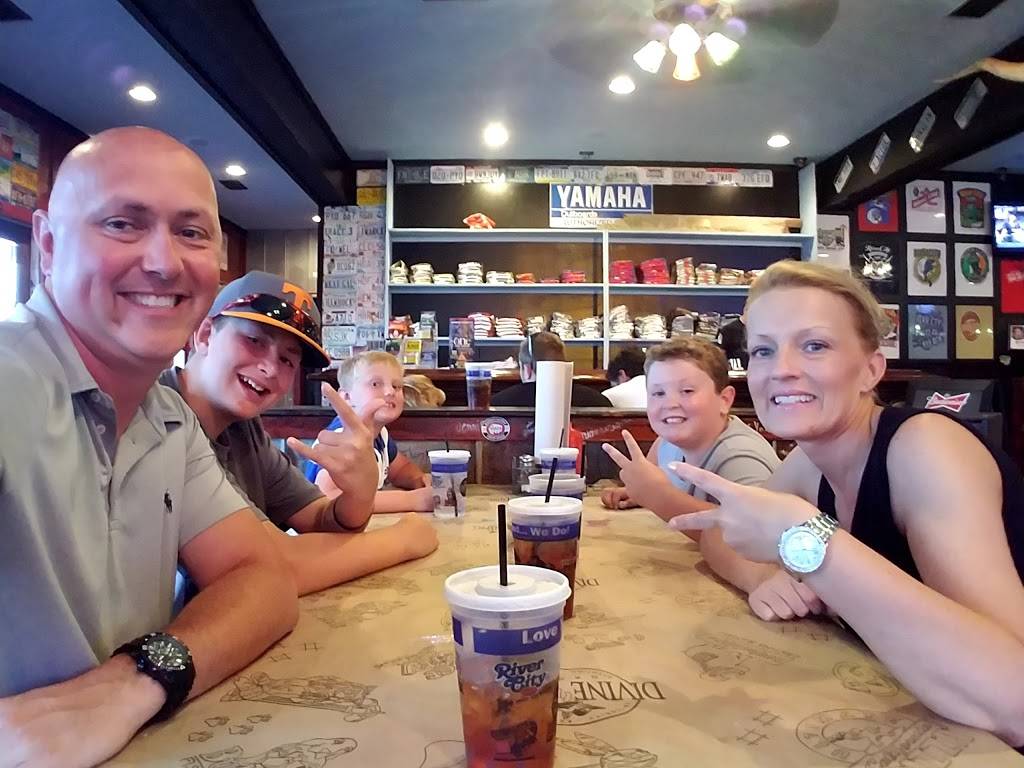 River City Cafe | cafe | 4742 N Kings Hwy, North Myrtle Beach, SC 29582, USA | 8432727077 OR +1 843-272-7077