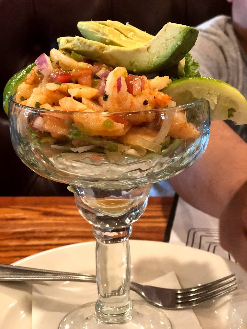 Cozymels Mexican Grill | restaurant | 1177 Corporate Dr, Westbury, NY 11590, USA | 5162227010 OR +1 516-222-7010