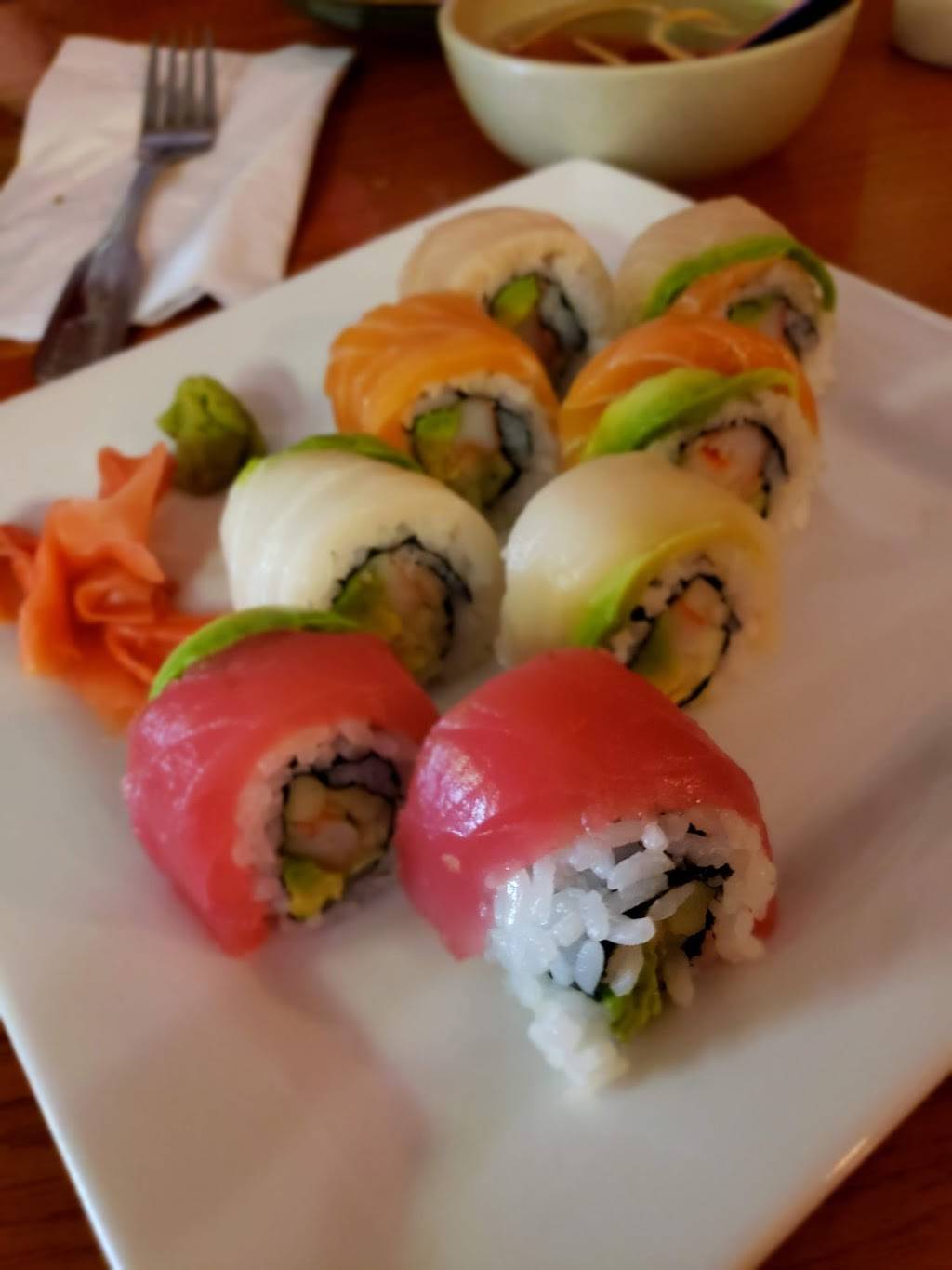 Japan Express | restaurant | 456 E Burleigh Blvd, Tavares, FL 32778, USA | 3527425088 OR +1 352-742-5088