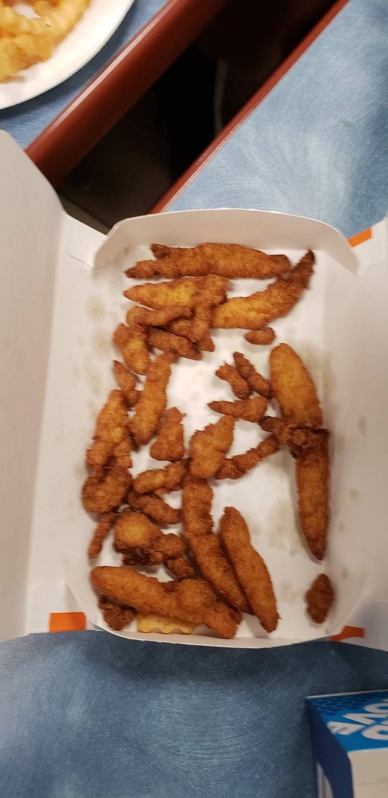 White Castle | restaurant | 22340 Ecorse Rd, Taylor, MI 48180, USA | 3132955648 OR +1 313-295-5648