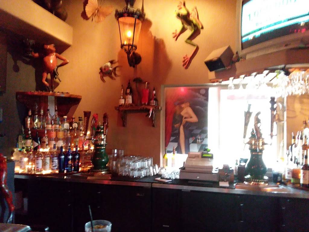 Red Frog | restaurant | 1001 CA-174, Colfax, CA 95713, USA | 5303461010 OR +1 530-346-1010