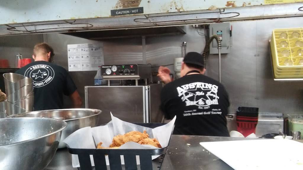 Austins Bar & Grill | restaurant | 245 N Moonlight Rd, Gardner, KS 66030, USA | 9138566965 OR +1 913-856-6965