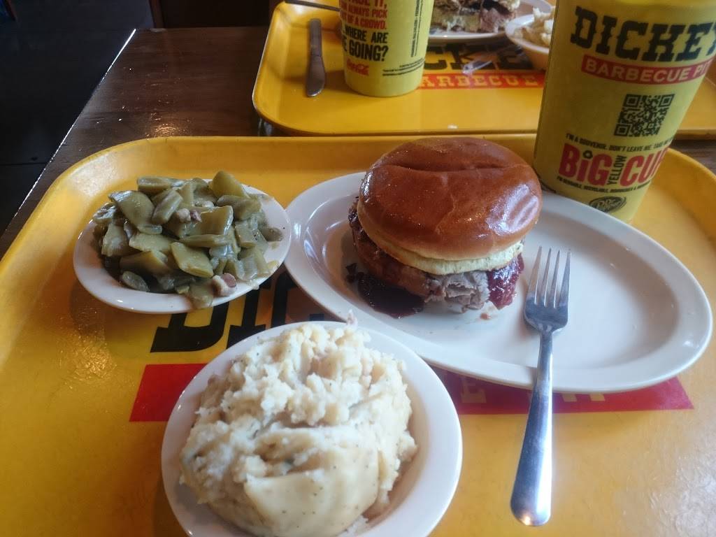 Dickeys Barbecue Pit | restaurant | 5330 N MacArthur Blvd Ste 168, Irving, TX 75038, USA | 9725801917 OR +1 972-580-1917