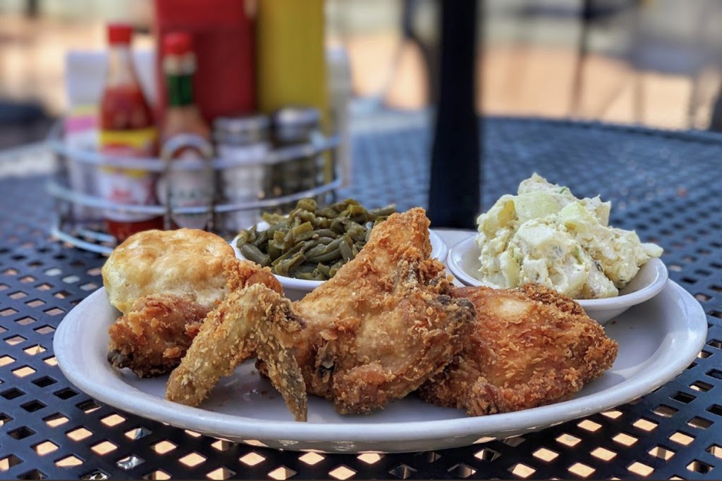 Diamond Restaurant | restaurant | 1901 Commonwealth Ave, Charlotte, NC 28205, USA | 7043758959 OR +1 704-375-8959