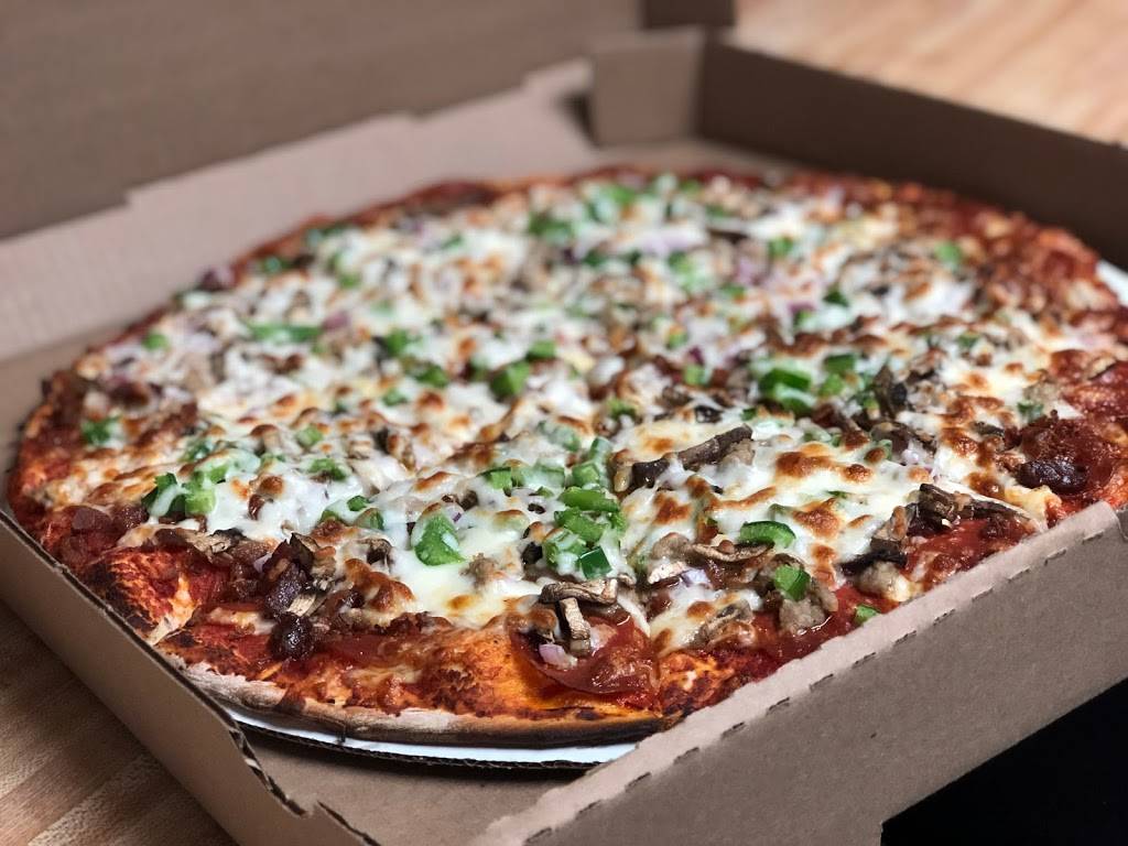 Fatso’s Pizza | restaurant | 13506 Beadle Lake Rd, Battle Creek, MI 49014, USA | 2699623204 OR +1 269-962-3204