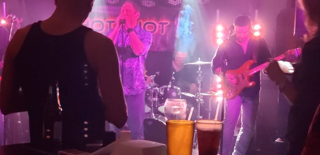 Beech Mountain Lakes Restaurant | restaurant | 1 Burke Dr, Drums, PA 18222, USA | 5707883101 OR +1 570-788-3101