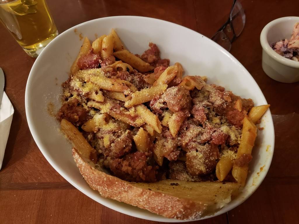 Pete & Kay Diner | restaurant | 946 King St W, Hamilton, ON L8S 1K8, Canada | 2892469043 OR +1 289-246-9043