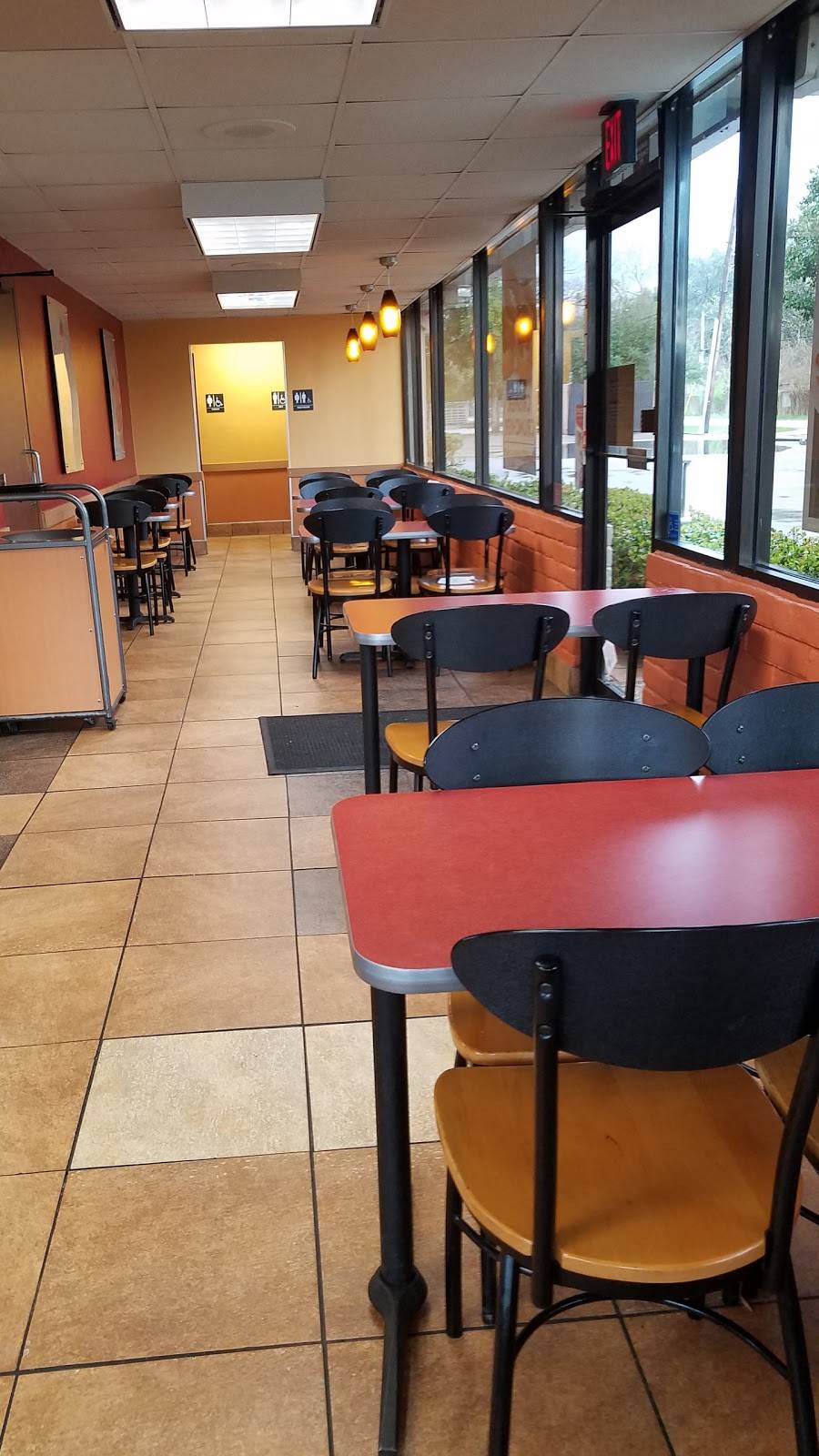 Jack in the Box | restaurant | 9302 Jensen Dr, Houston, TX 77093, USA | 7136923013 OR +1 713-692-3013
