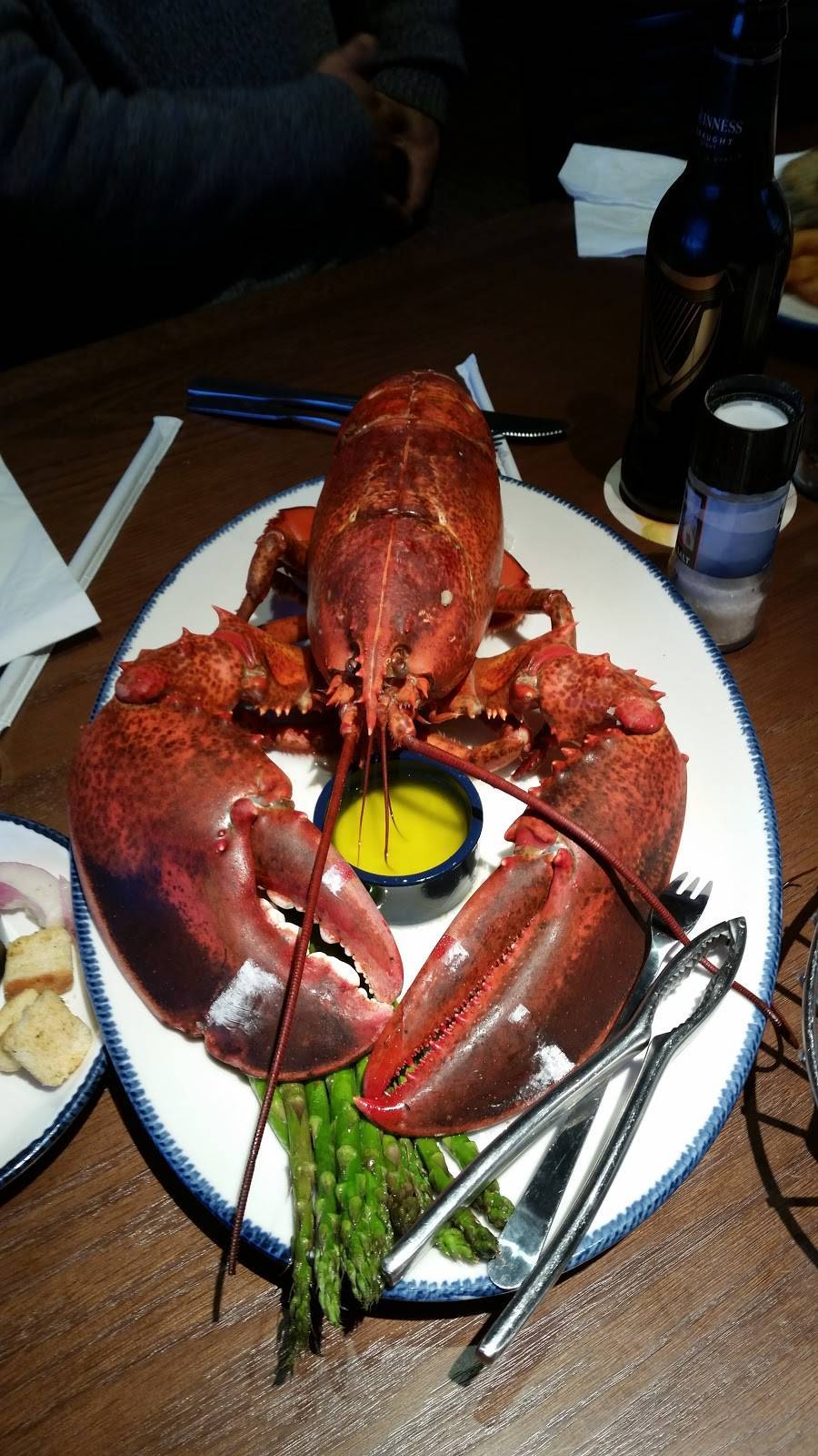 Red Lobster | restaurant | 4001 US-78, Snellville, GA 30039, USA | 7709859336 OR +1 770-985-9336