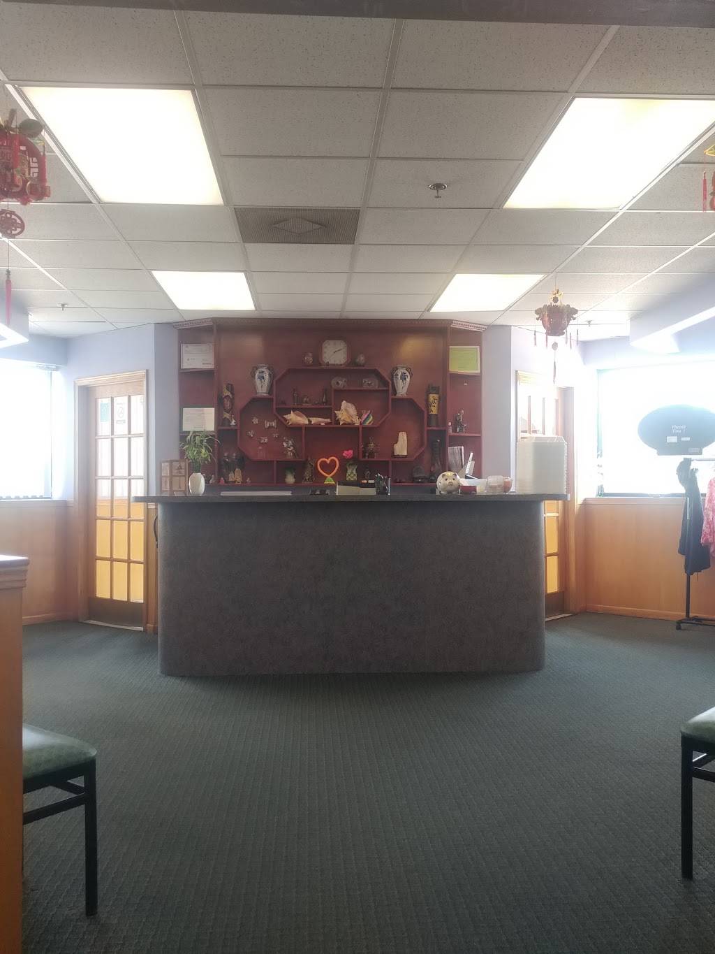 Hong Kong Buffet | restaurant | 1300 Egg Harbor Rd # 102, Sturgeon Bay, WI 54235, USA | 9207465555 OR +1 920-746-5555