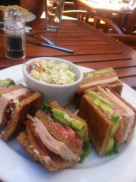 The Lodge Restaurant & Pub | restaurant | 12850 Northwoods Blvd, Truckee, CA 96161, USA | 5305879455 OR +1 530-587-9455