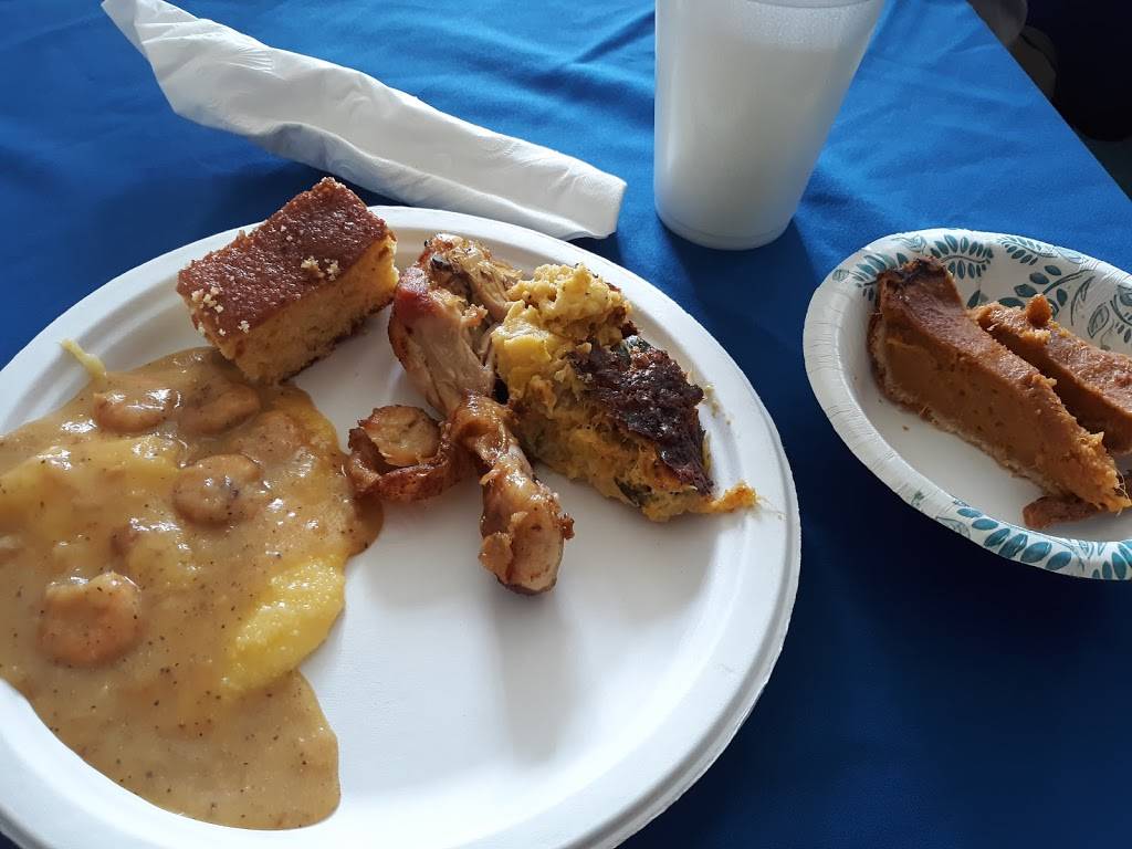 Gullah Grub Restaurant | restaurant | 877 Sea Island Pkwy, St Helena Island, SC 29920, USA | 8438383841 OR +1 843-838-3841