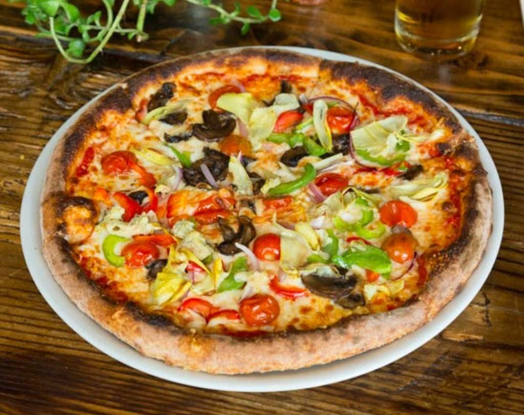 Academy Bar and Kitchen | restaurant | 1800 Fillmore St, San Francisco, CA 94115, USA | 4157751800 OR +1 415-775-1800