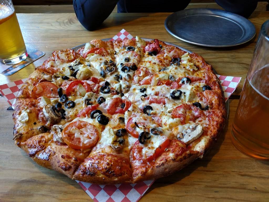 Blue Dog Gourmet Pizza | meal delivery | 2556 Lake Tahoe Blvd, South Lake Tahoe, CA 96150, USA | 5305410123 OR +1 530-541-0123