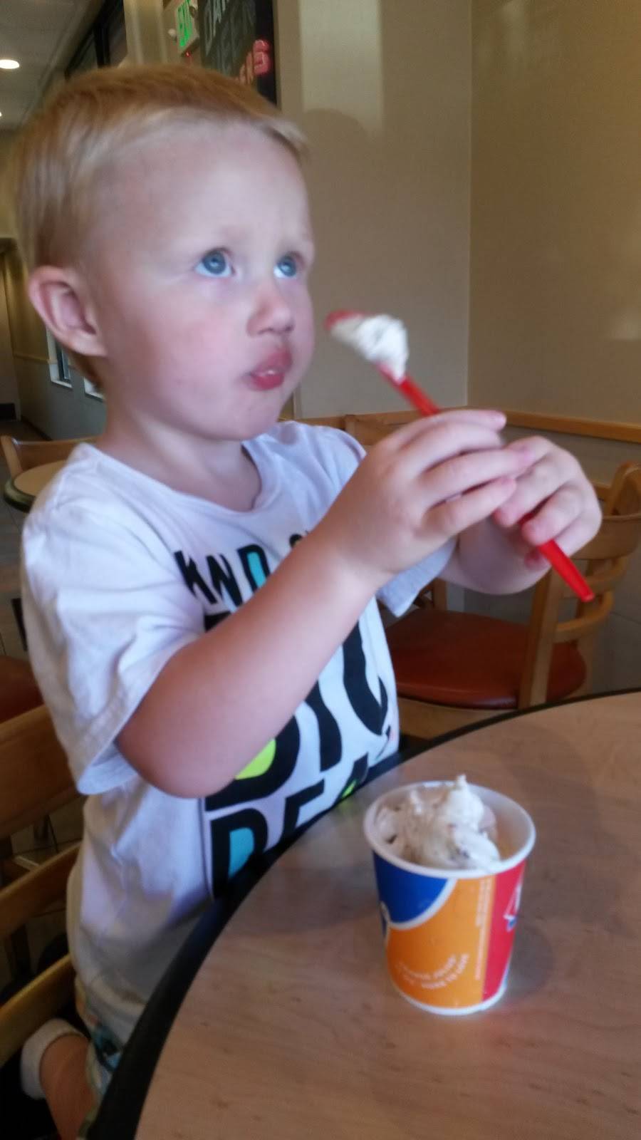 Dairy Queen Grill & Chill | restaurant | 611 Lilly Rd SE, Olympia, WA 98501, USA | 3604136901 OR +1 360-413-6901