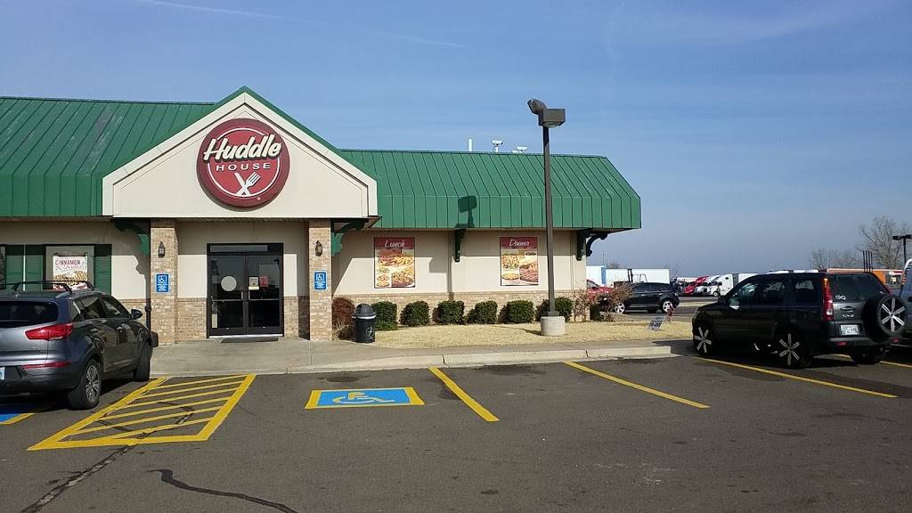 Huddle House | meal takeaway | 4801 NE 122nd St, Edmond, OK 73013, USA | 4054751059 OR +1 405-475-1059