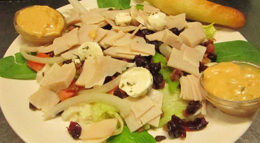 Vintage Italian Pizza | meal delivery | 3901 Grand Ave, Duluth, MN 55807, USA | 2186249090 OR +1 218-624-9090