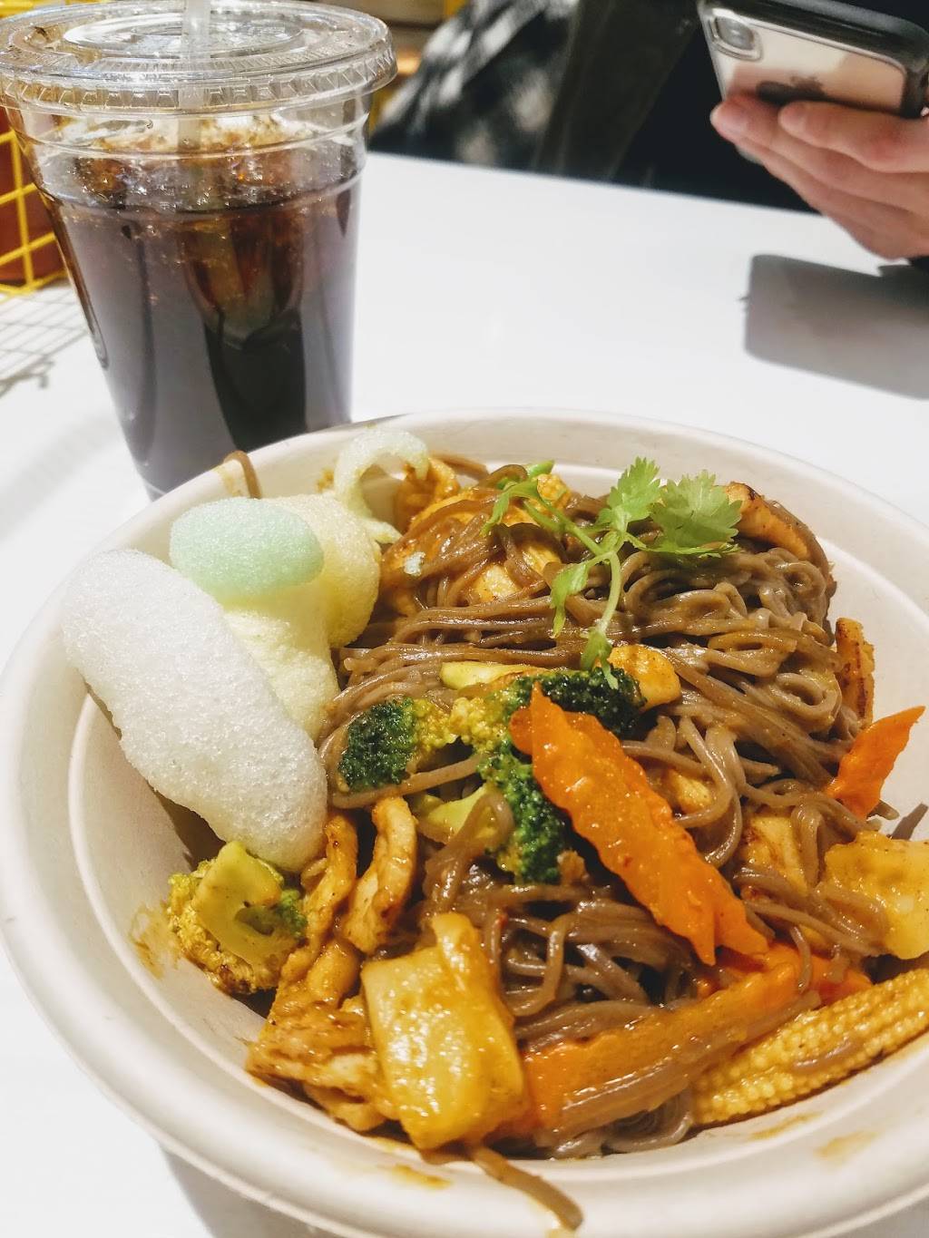 Vera Asian | restaurant | 305 S Main St, Royal Oak, MI 48067, USA | 2486774500 OR +1 248-677-4500