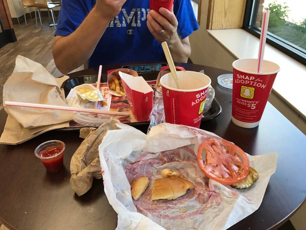 Wendys | restaurant | 67 New Canaan Ave, Norwalk, CT 06850, USA | 2038462644 OR +1 203-846-2644