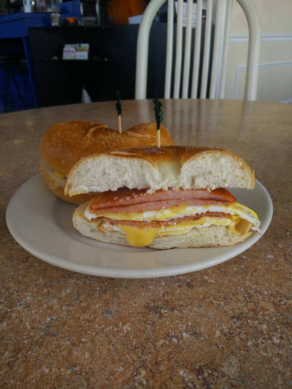 Sunrise Marina Grill | restaurant | 1671 Beaver Dam Rd, Point Pleasant, NJ 08742, USA | 7328995580 OR +1 732-899-5580