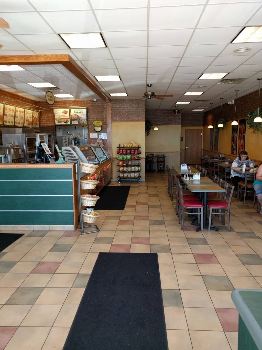 Subway | restaurant | 2121 N Reynolds Rd, Toledo, OH 43615, USA | 4193824117 OR +1 419-382-4117