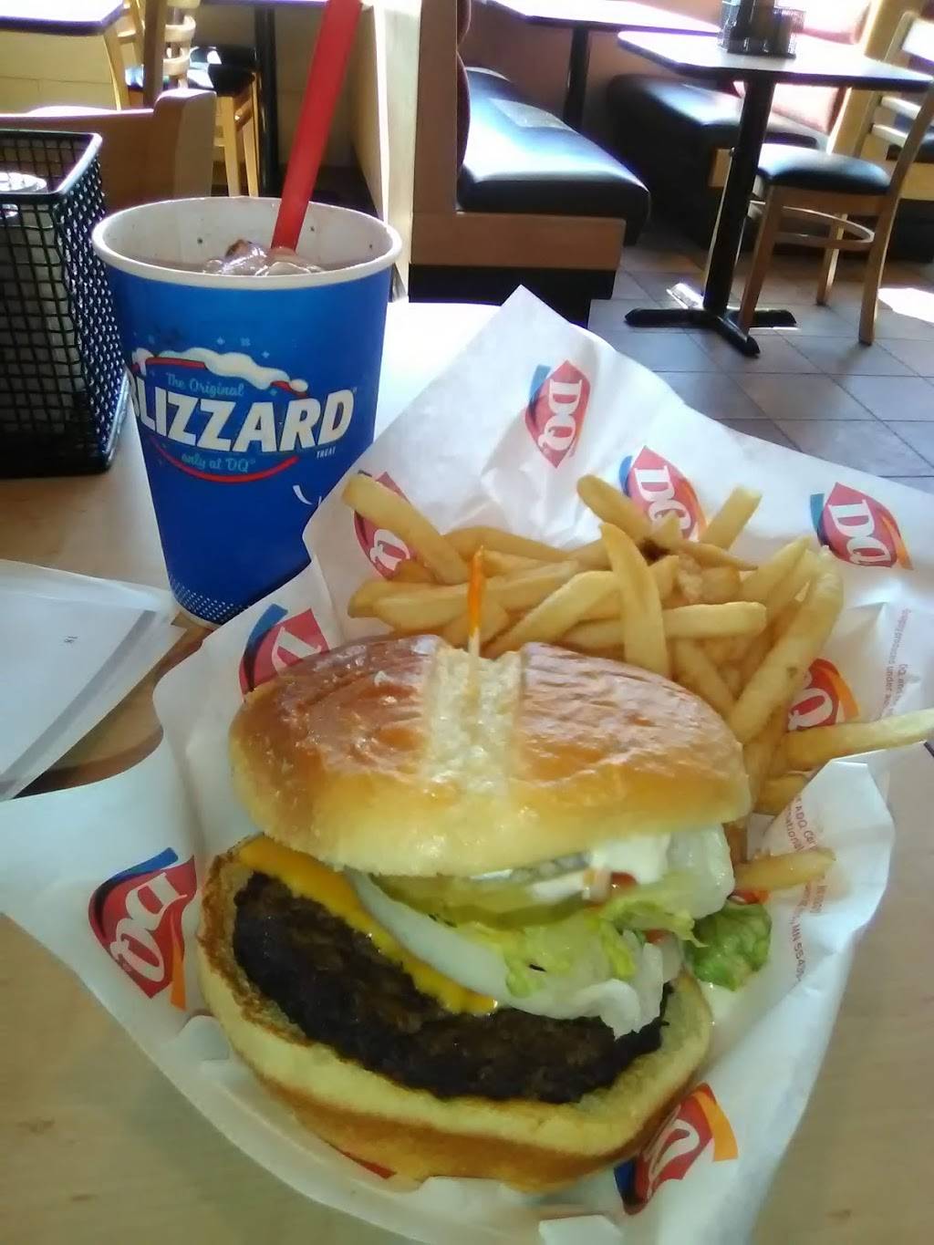 Dairy Queen Grill & Chill | restaurant | 4902 Old Brownsboro Rd, Louisville, KY 40222, USA | 5024260735 OR +1 502-426-0735