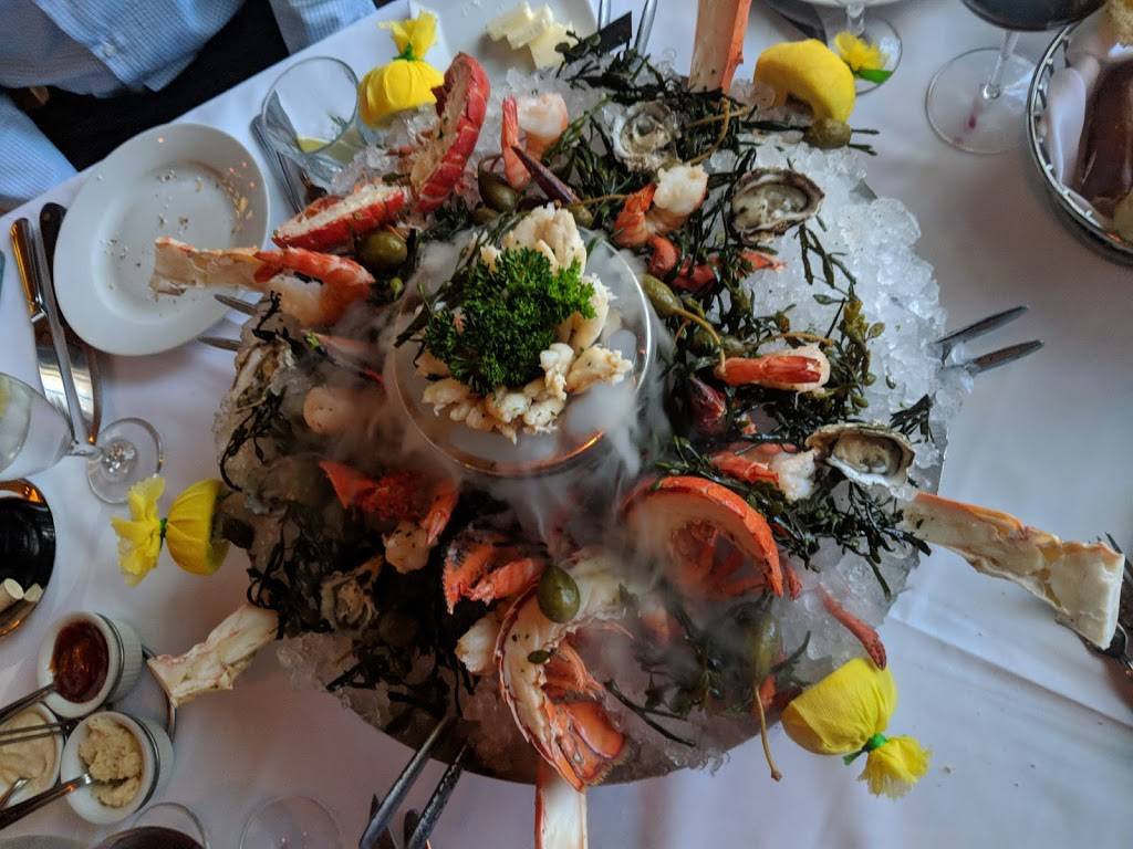 Mastros Steakhouse | restaurant | 633 Anton Blvd, Costa Mesa, CA 92626, USA | 7145467405 OR +1 714-546-7405