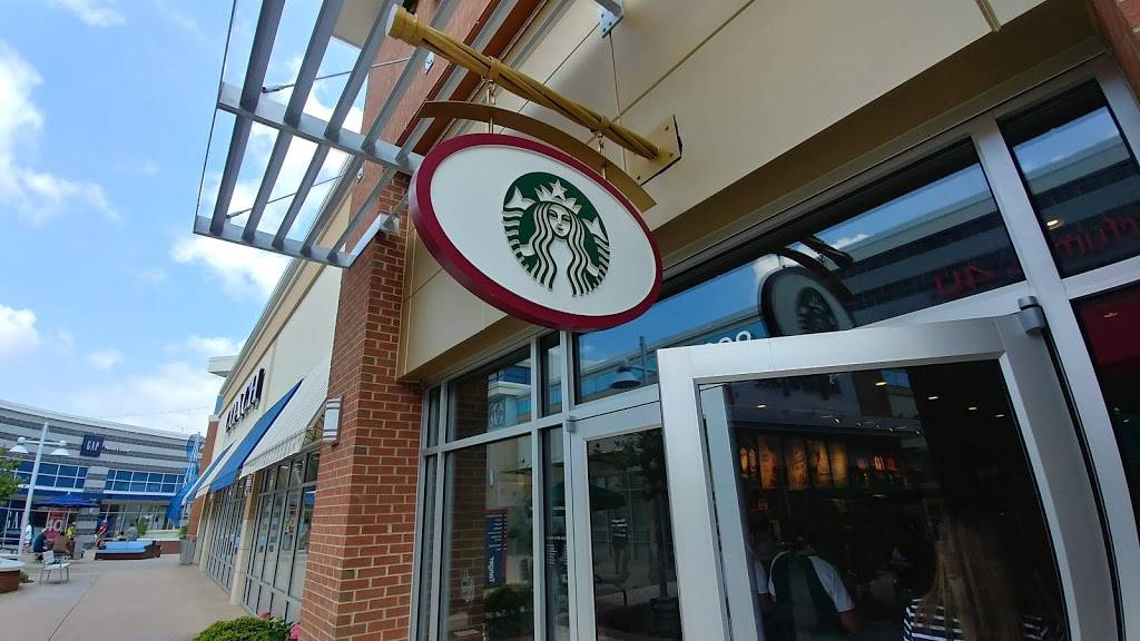 Starbucks | cafe | 6800 Oxon Hill Rd #898, National Harbor, MD 20745, USA | 3015679256 OR +1 301-567-9256