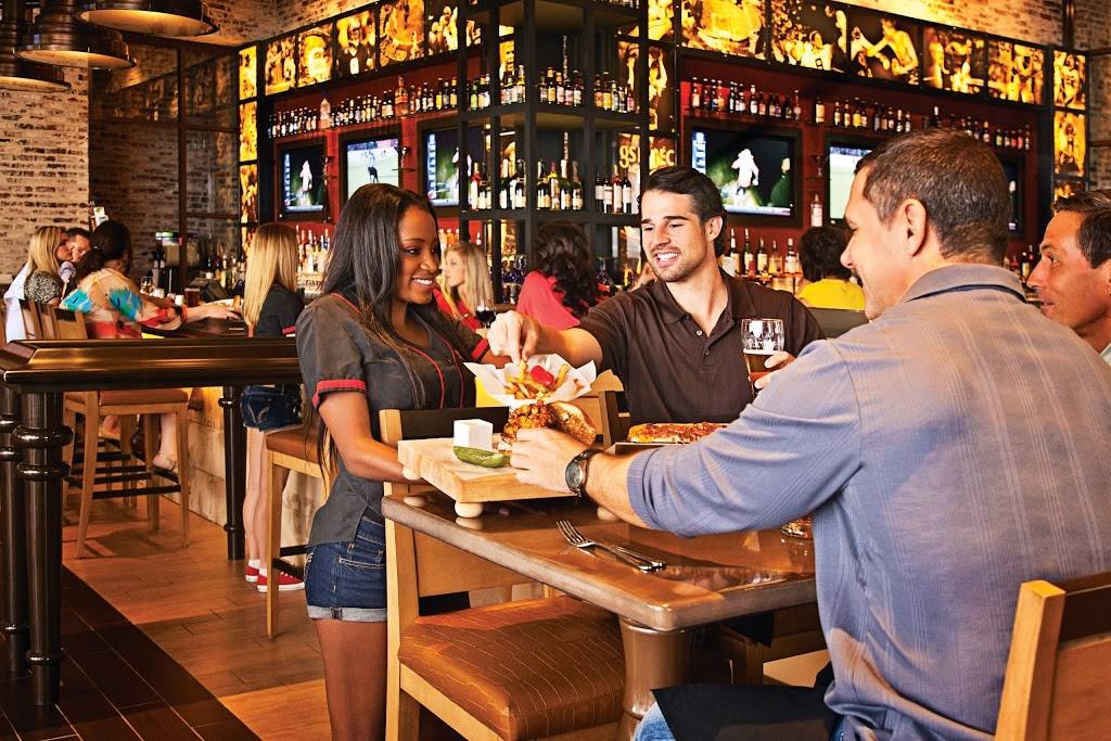 Stadium Sports Bar & Grill | restaurant | 777 L’Auberge Ave, Baton Rouge, LA 70820, USA | 2252244141 OR +1 225-224-4141