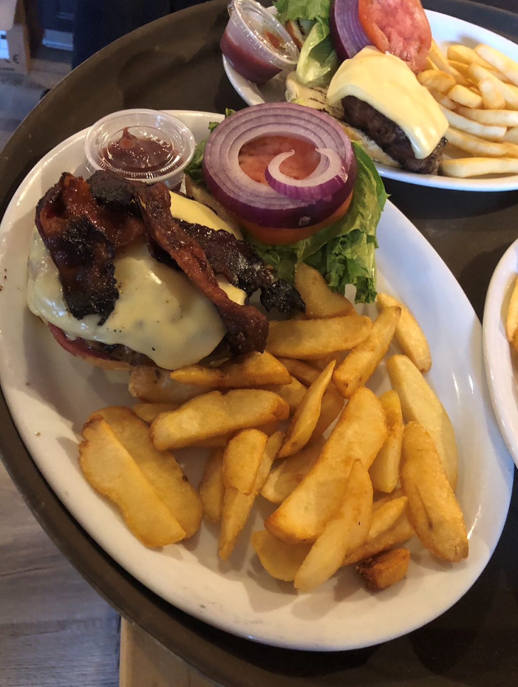 Somewhere Else Tavern | restaurant | 65 School St, Pembroke, MA 02359, USA | 3399338300 OR +1 339-933-8300