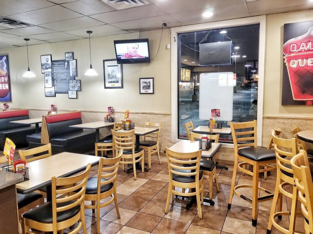 Dairy Queen Grill & Chill | restaurant | 2678 N Hwy 67, Florissant, MO 63033, USA | 3148375655 OR +1 314-837-5655