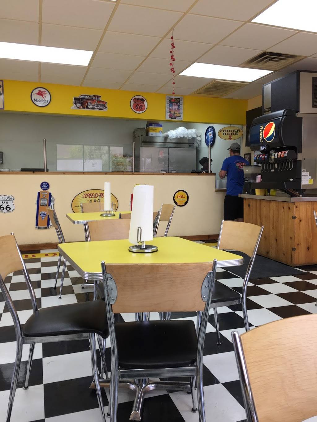 Speed-D-Tees Mobile Barbeque | restaurant | 4002 E Elwood St, Phoenix, AZ 85040, USA | 6022439956 OR +1 602-243-9956