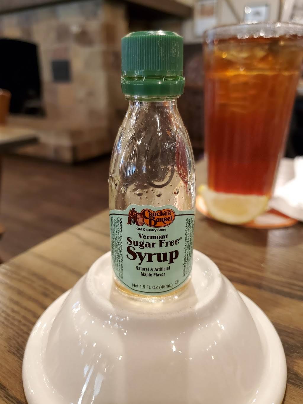 Cracker Barrel Old Country Store | restaurant | 619 Ridge Rd S, Wichita, KS 67209, USA | 3167221314 OR +1 316-722-1314