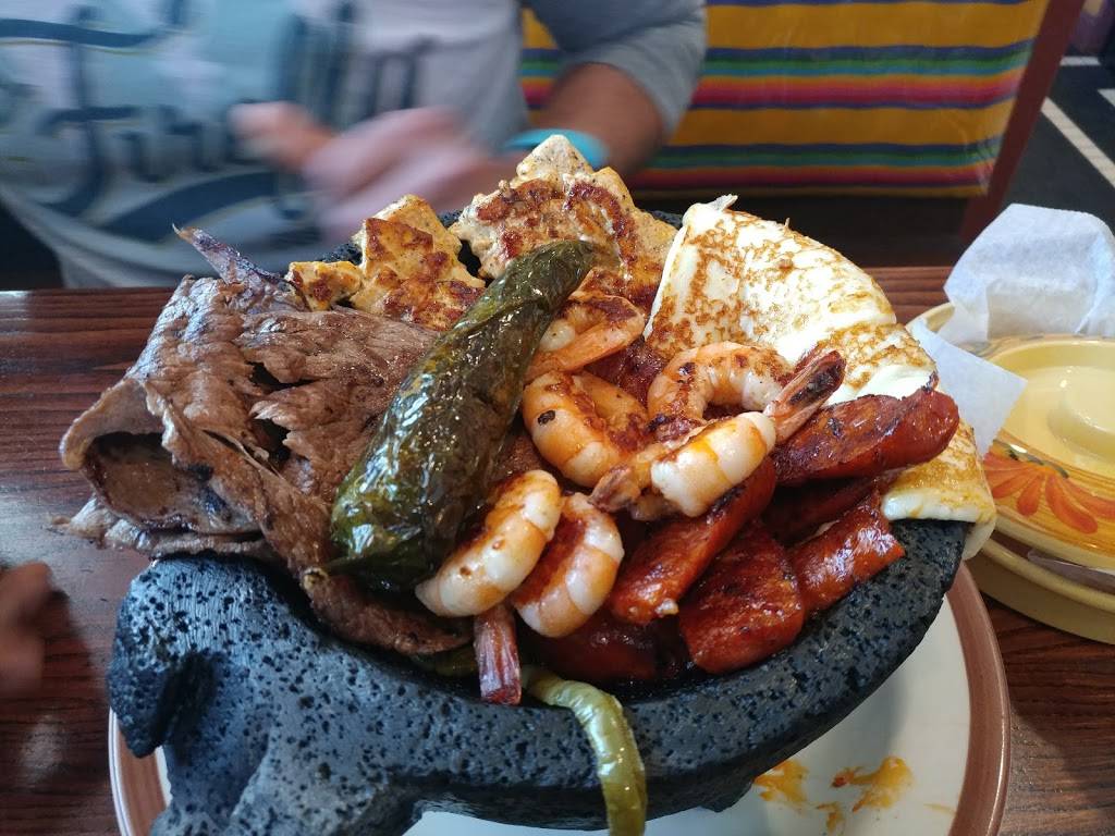 La Tapatia Taqueria | restaurant | 388 Boston Post Rd E, Marlborough, MA 01752, USA | 5086247005 OR +1 508-624-7005