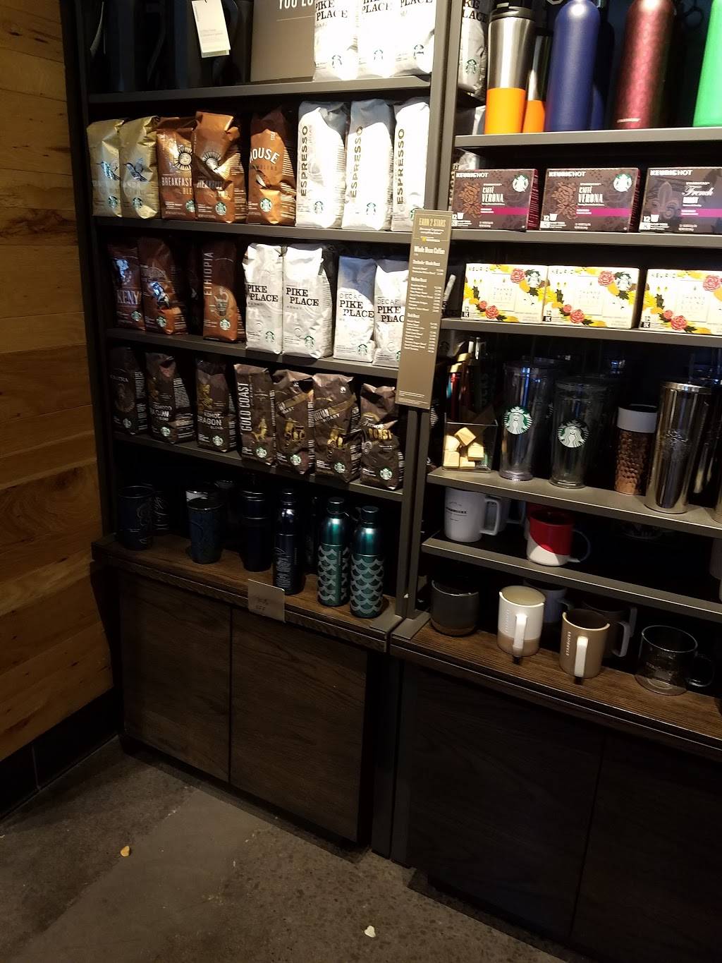 Starbucks | cafe | 6585 W 119th St, Overland Park, KS 66209, USA | 9133385447 OR +1 913-338-5447