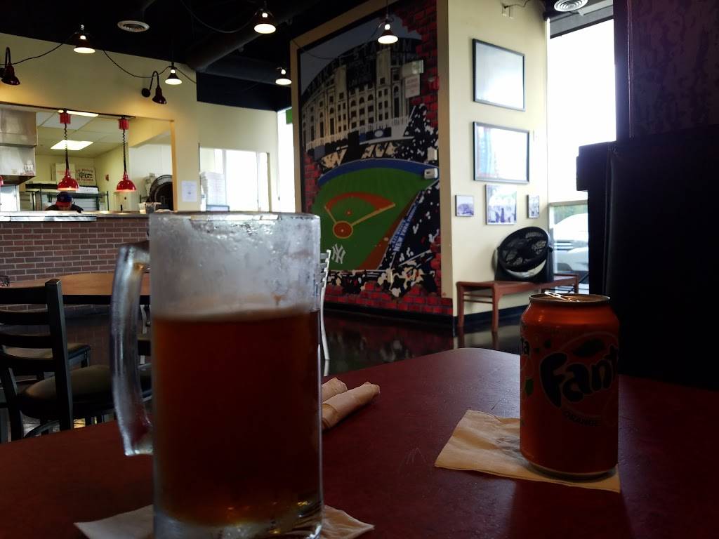 Lil Riccis | restaurant | 16526 Keystone Blvd, Parker, CO 80134, USA | 3032207422 OR +1 303-220-7422