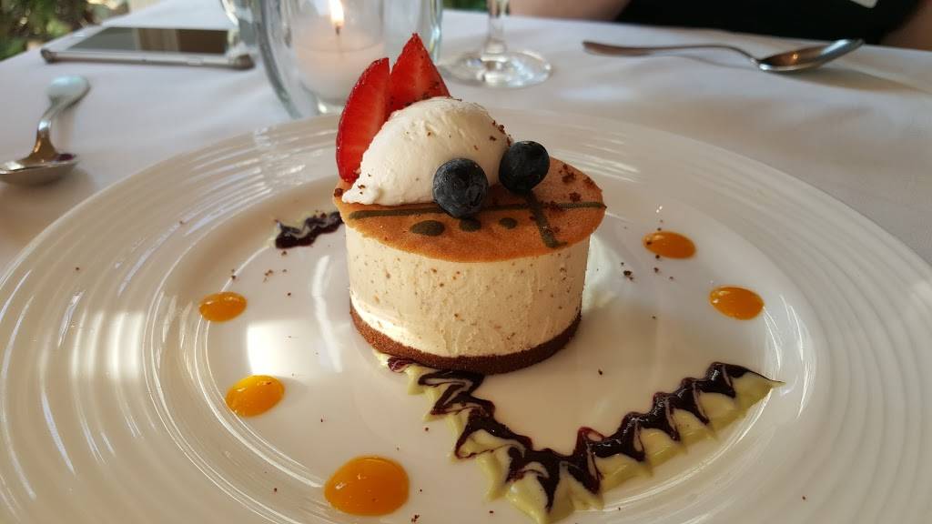 Second Empire Restaurant and Tavern | restaurant | 330 Hillsborough St, Raleigh, NC 27603, USA | 9198293663 OR +1 919-829-3663