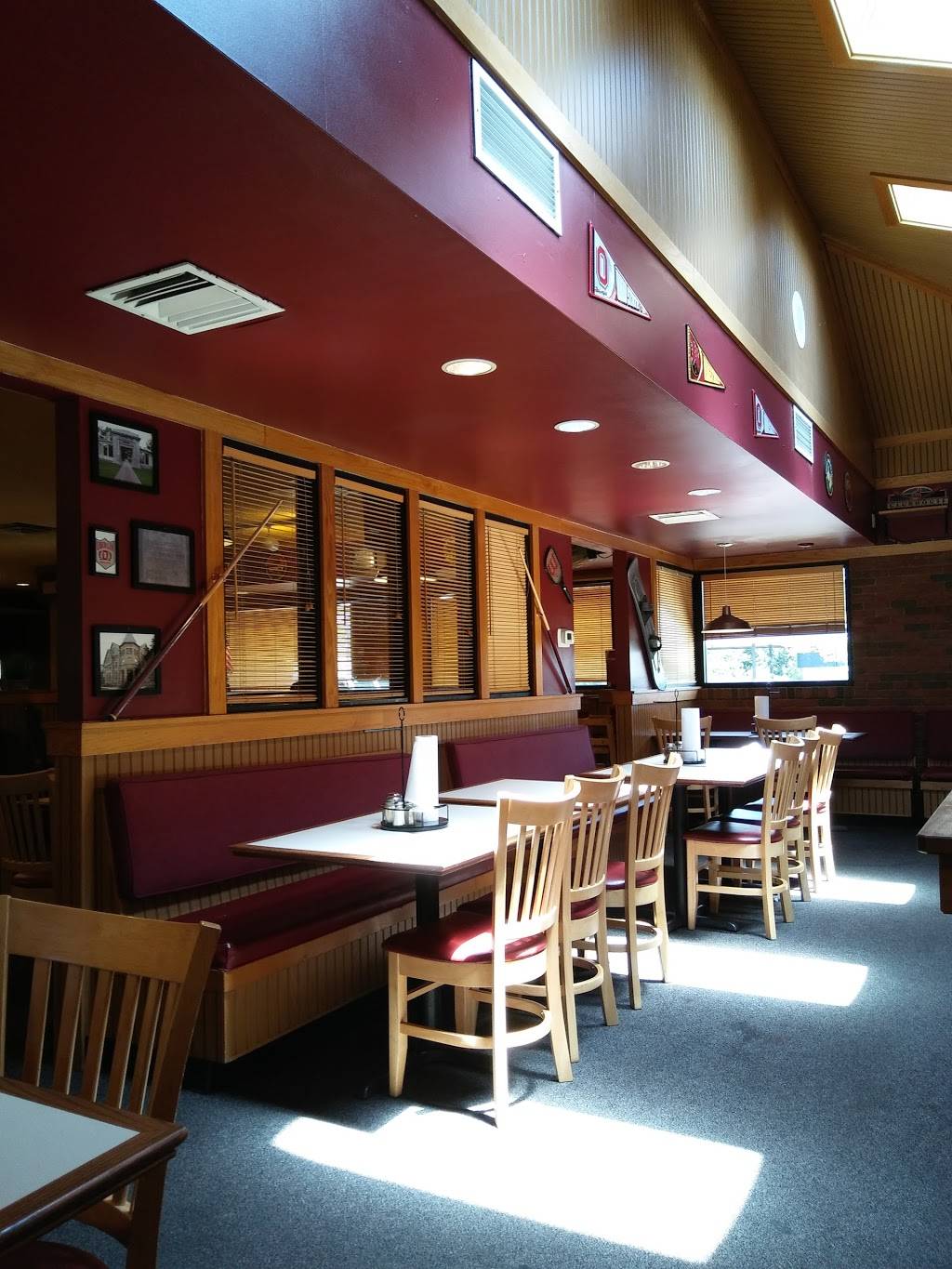 Pizza Hut | restaurant | 14920 St. Rte 58 S, Oberlin, OH 44074, USA | 4407744444 OR +1 440-774-4444