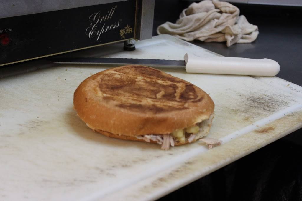 Guendinaxh Juice Bar | restaurant | 16420 Vermont Ave, Gardena, CA 90247, USA | 3105324250 OR +1 310-532-4250