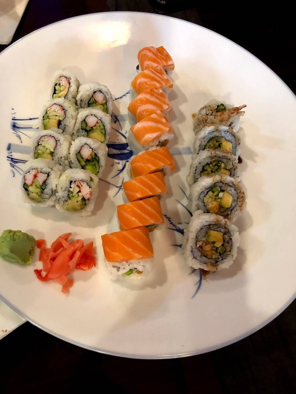 Sapporo Sushi Japanese Restaurant | restaurant | 1913 E Big Beaver Rd, Troy, MI 48083, USA | 2482508484 OR +1 248-250-8484