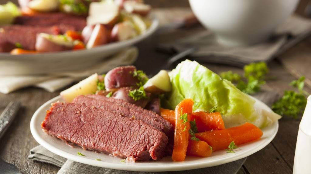 1946 Berrys Restaurant | restaurant | 15 W Main St, Norwalk, OH 44857, USA | 4196682394 OR +1 419-668-2394