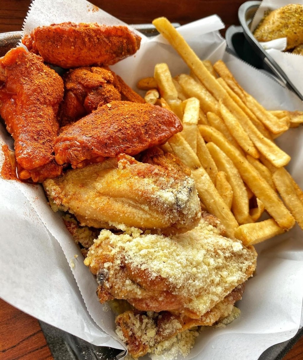 Bird Box Wings | restaurant | 1212 N San Fernando Blvd Unit A, Burbank, CA 91504, USA | 8185883856 OR +1 818-588-3856