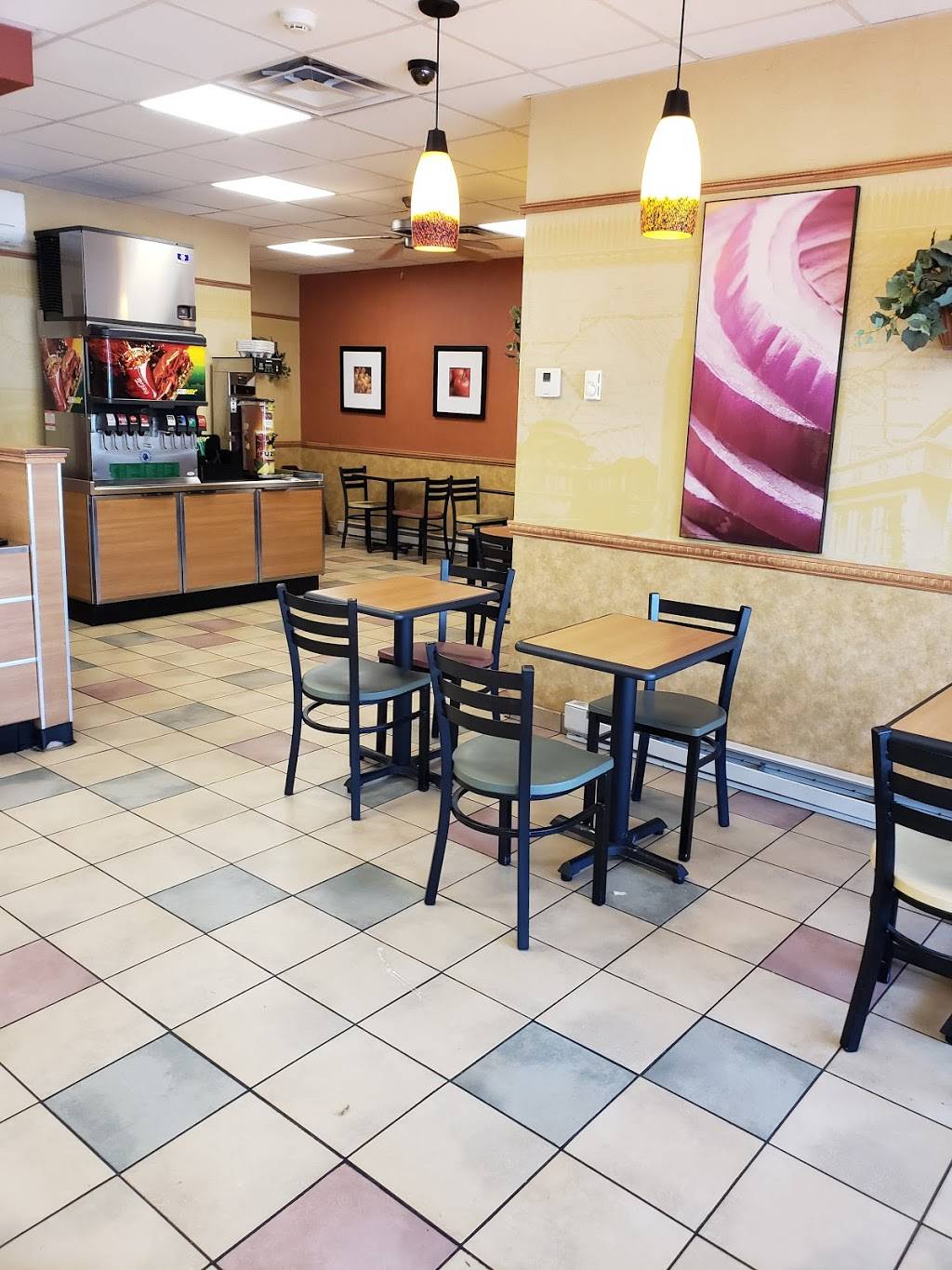 Subway | restaurant | 84 Copeland Dr, Mansfield, MA 02048, USA | 5083390600 OR +1 508-339-0600