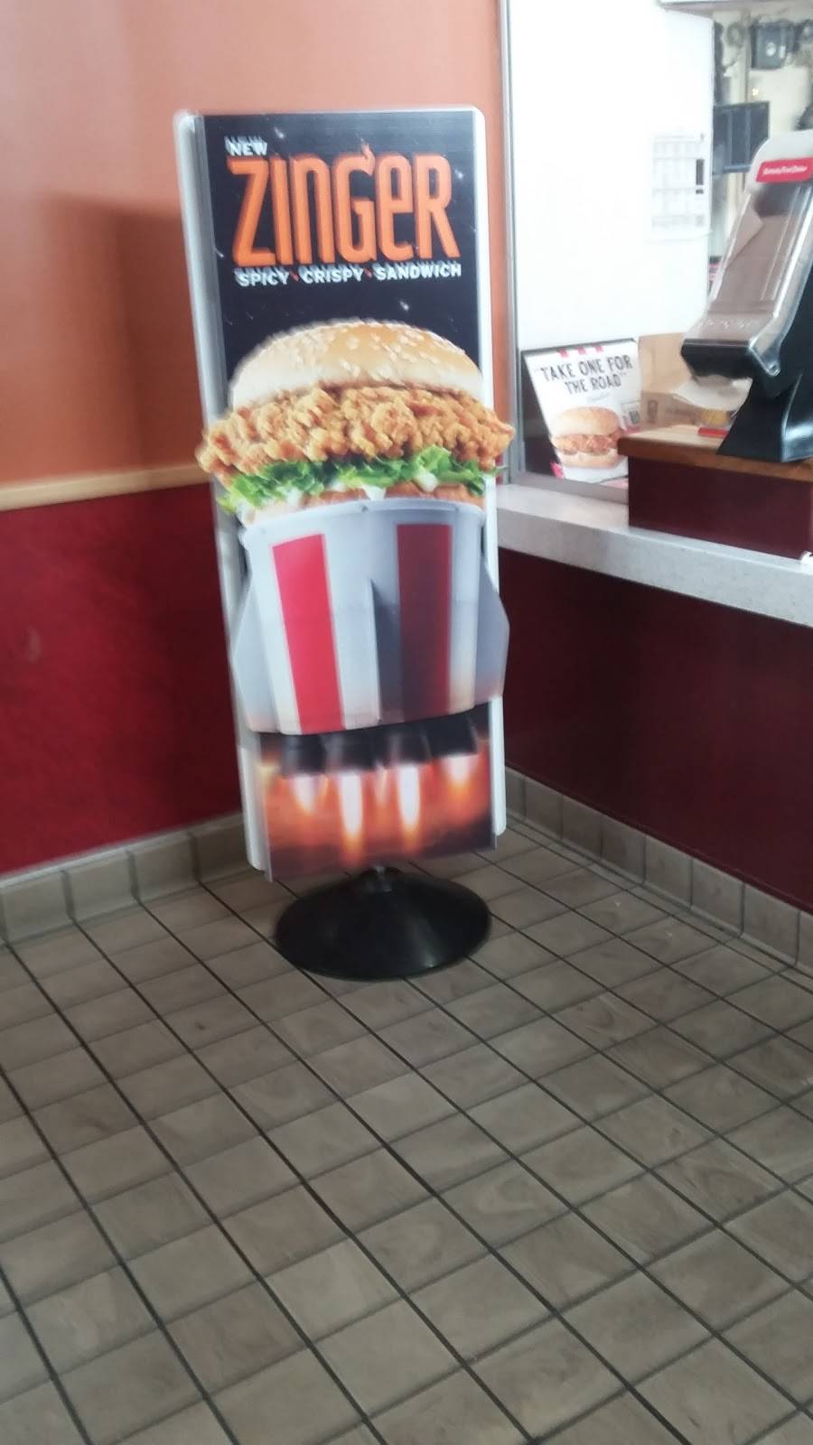 KFC | restaurant | 9848 Livernois, Detroit, MI 48204, USA | 3139350422 OR +1 313-935-0422