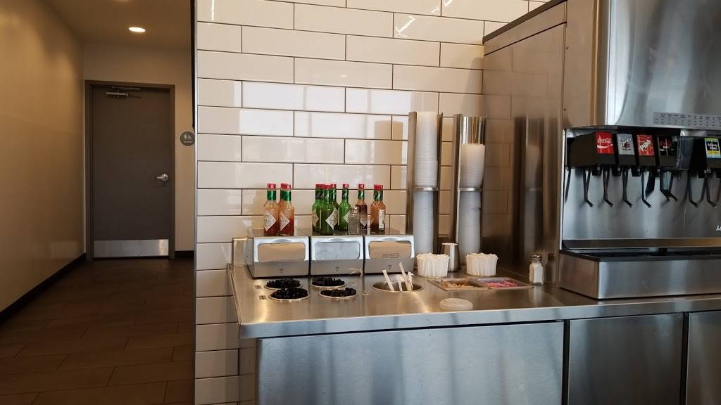 Chipotle Mexican Grill | restaurant | 6333 Kalamazoo Ave SE Ste 450, Grand Rapids, MI 49508, USA | 6165544871 OR +1 616-554-4871