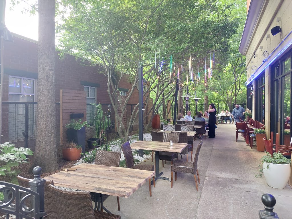 Piedmont Bar and Grill | restaurant | 560 Dutch Valley Rd NE Suite 100, Atlanta, GA 30324, USA | 4044586888 OR +1 404-458-6888