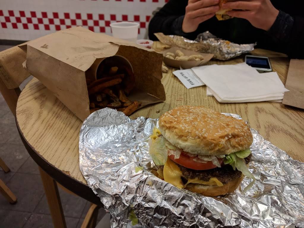 Five Guys | meal takeaway | Nec Rand Rd. & Kensinton Road, Mt Prospect, IL 60056, USA | 8474839330 OR +1 847-483-9330