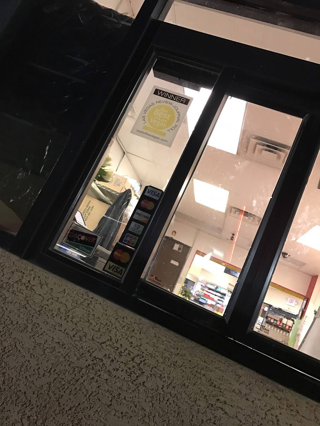 Robertos Taco Shop | restaurant | 7801 W Charleston Blvd, Las Vegas, NV 89146, USA | 7026859090 OR +1 702-685-9090